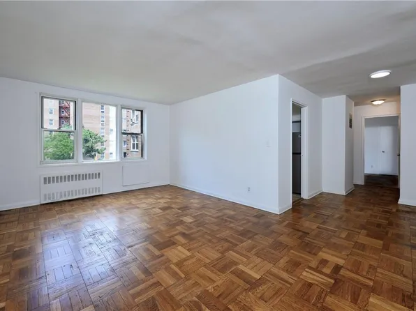 3 Sadore Lane #2A, Yonkers, NY 10710