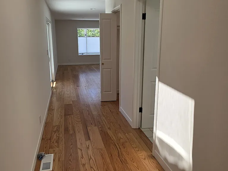 2222 Oakdale Rd — Photo 15