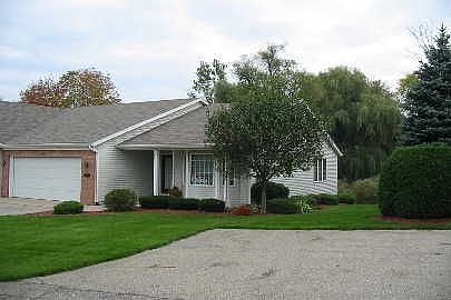 1st image of 4768 Crescent Dr