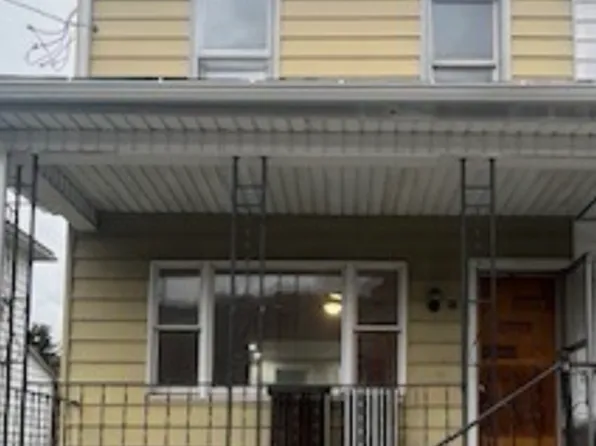 162 W Coal St, Nesquehoning, PA 18240