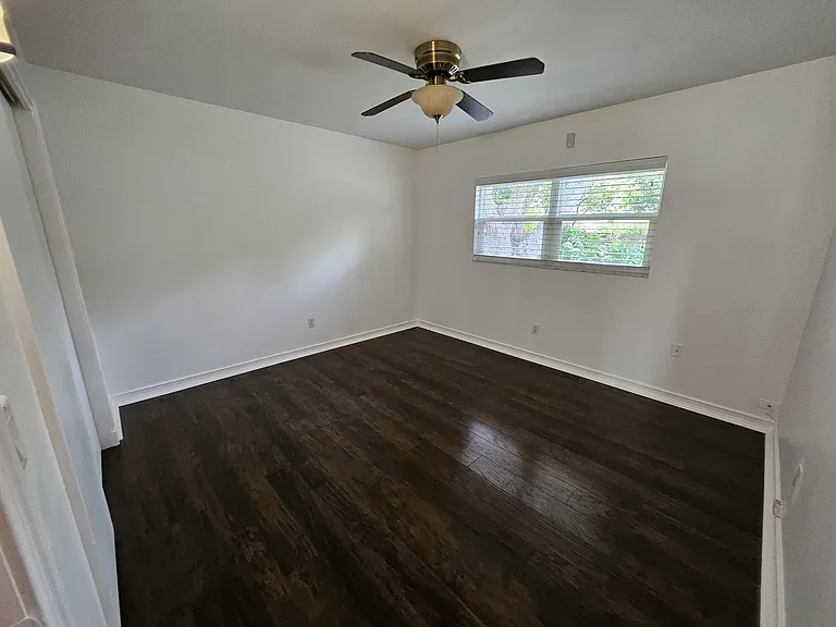Bedroom #1