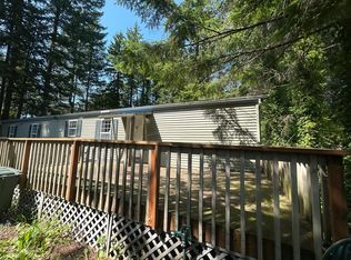 6151 Shamrock Rd, Maple Falls, WA 98266
