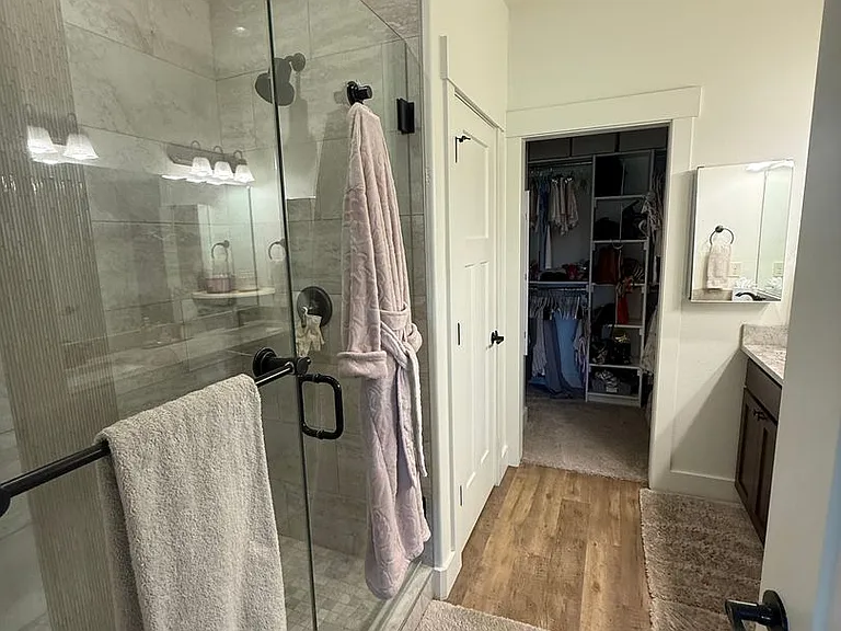 631 Cameron Loop — Photo 11