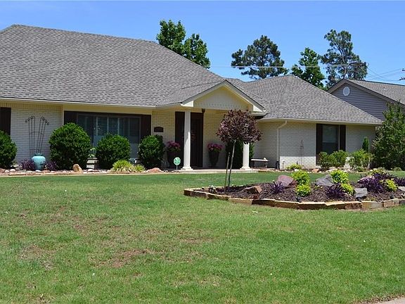 4th image of 2909 Middlesex Dr
