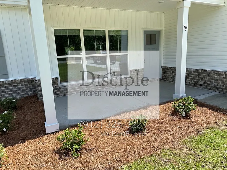 79 Ennis Rd — Photo 2