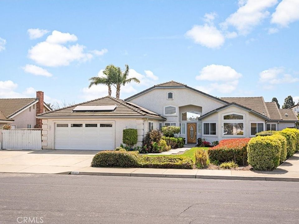 1st image of 932 Skylark Ct