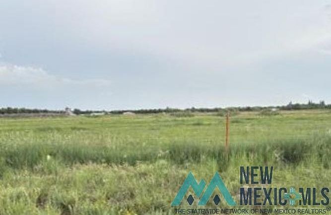 1st image of 301 E Tumbleweed Rd