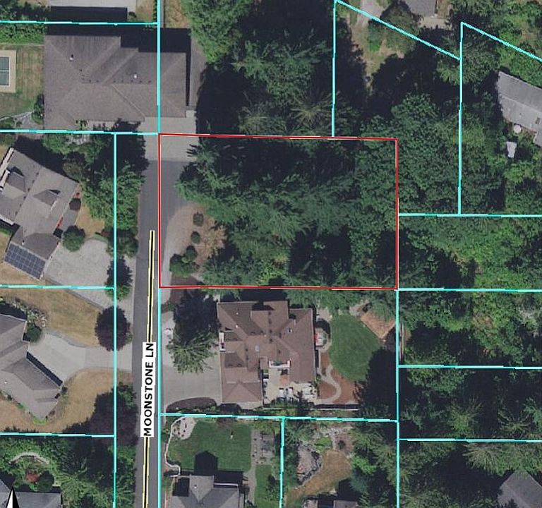 2nd image of 812 Moonstone Ln