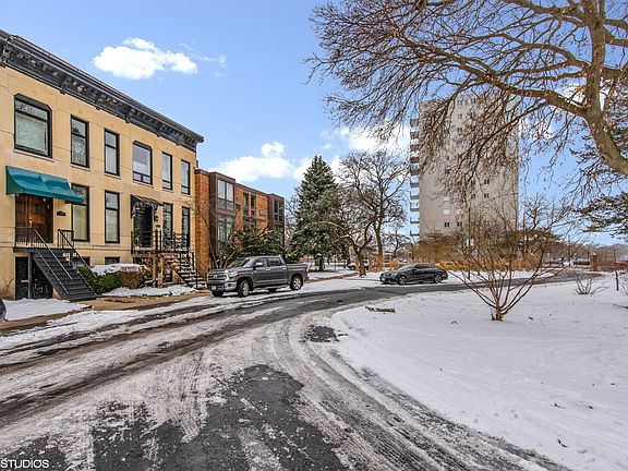 2nd image of 607 E Groveland Park