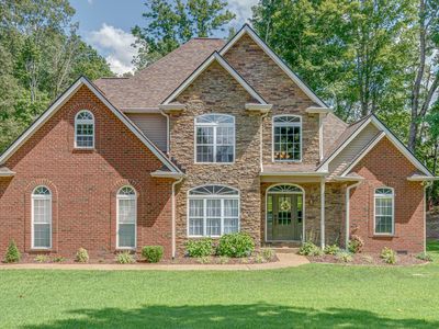 990 Iron Hill Rd E, Burns, TN, 37029