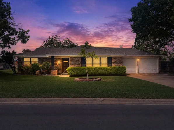 3924 Westerly Rd, Benbrook, TX 76116