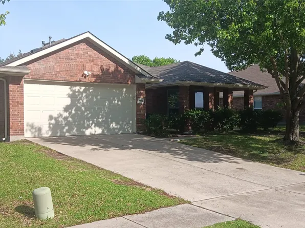 2740 Beacon Hill Dr, Rockwall, TX 75087