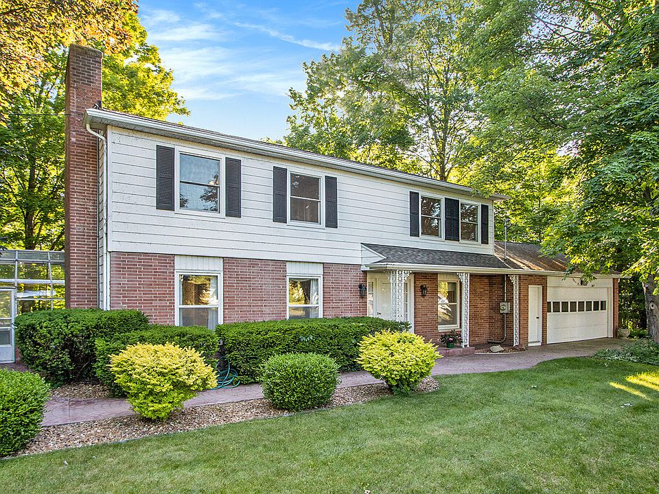 1st image of 5811 Forest Harbor Dr