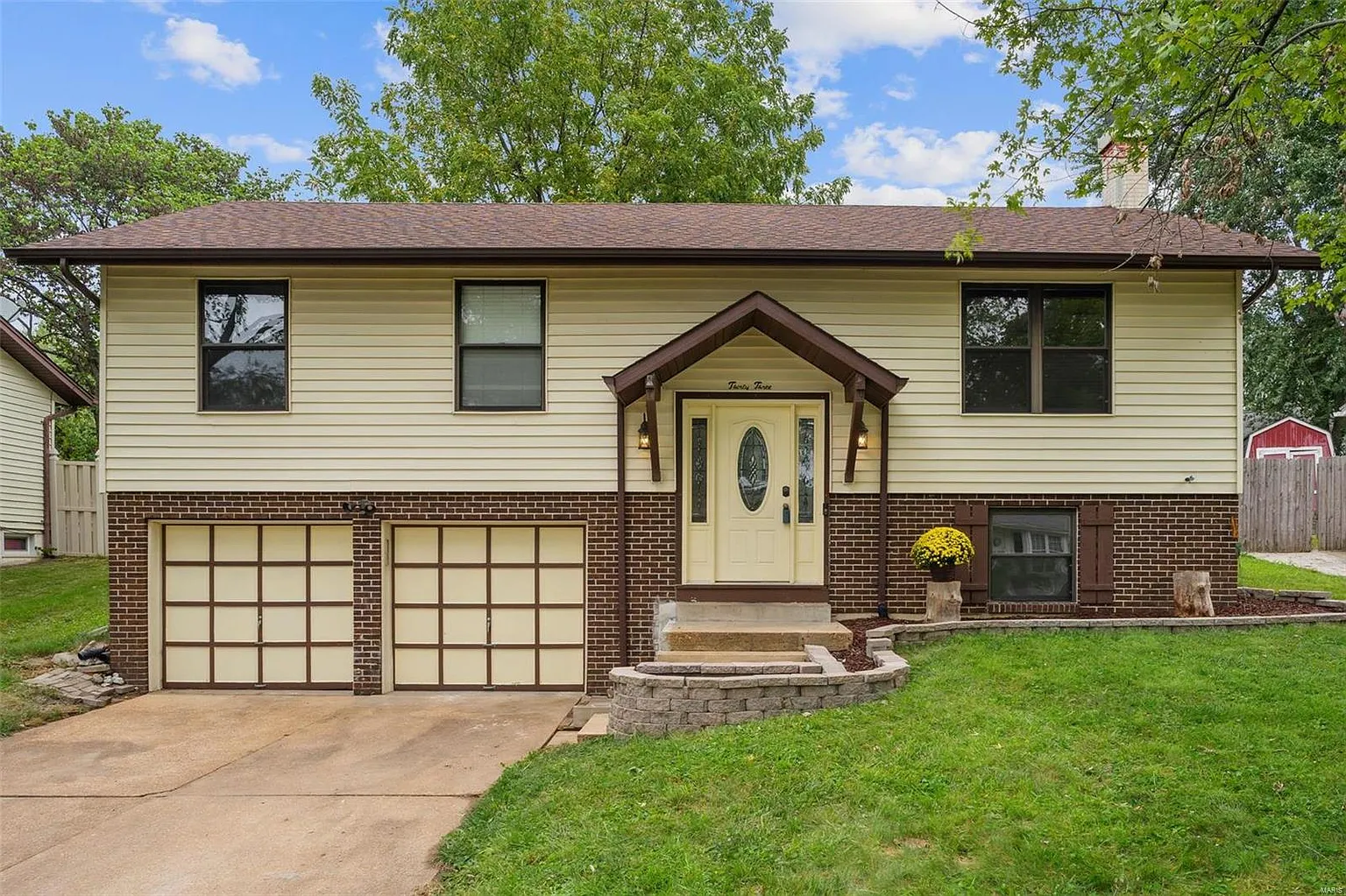 33 Wendy Ln photo 1