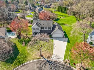 1220 Galway Ct, Geneva, IL 60134