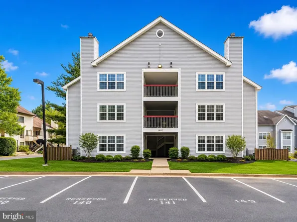 18537 Boysenberry Dr APT 307, Gaithersburg, MD 20879