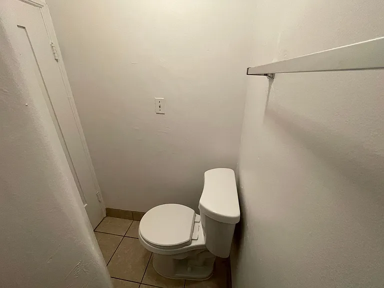 1095 Saint Louis Ave #H — Photo 20