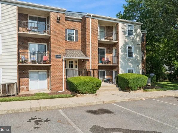 18330 Streamside Dr APT 303, Gaithersburg, MD 20879