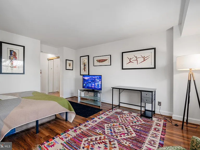 1801 Clydesdale Pl NW #311 — Photo 27
