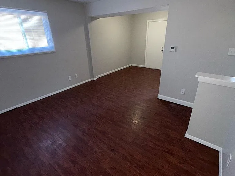 901 Market St — Photo 6