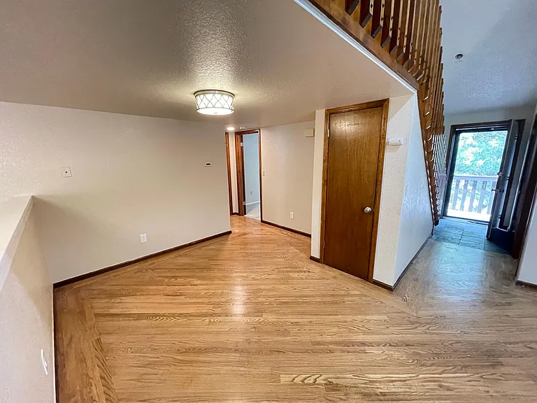 6210 Willow Ln — Photo 14