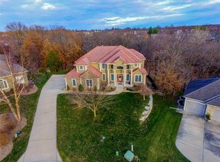 465 NW Riven Rock Pl, Lees Summit, MO 64081