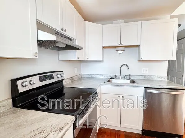 1711 S 8th St APT B, Saint Louis, MO 63104