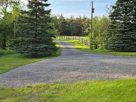 2nd image of 815 Wagg Rd
