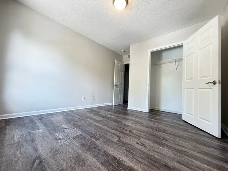 Jacobs Landing Apartments — Photo 19