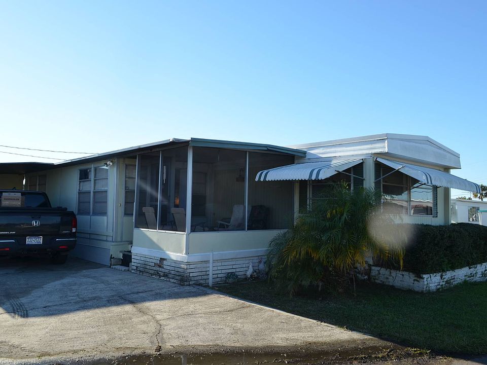 1st image of 451 Holiday Blvd