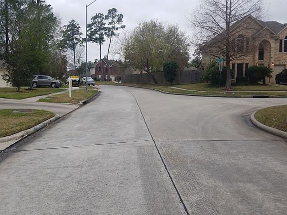 4th image of 21795 Whispering Forest Dr