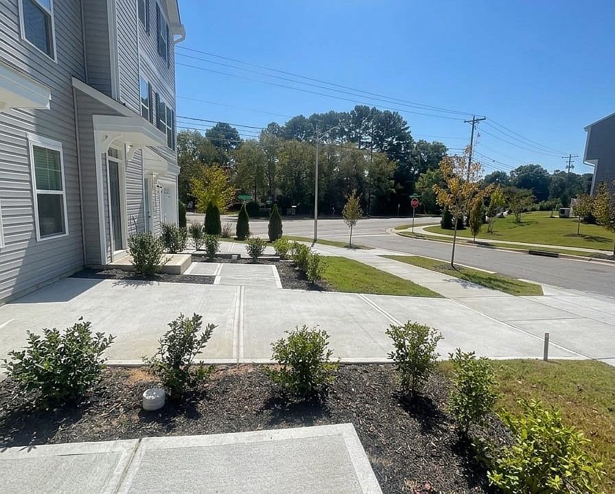 1st image of 5949 River Landings Dr