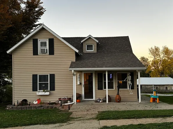 203 E Elm St, Bancroft, NE 68004