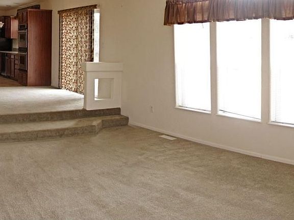 5th image of 5116 S San Pedro Ave