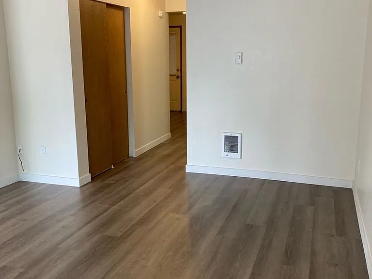 7604 51st Ave NE — Photo 19