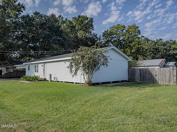2nd image of 706 S Avenue O