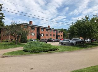 290 Grove St APT 9, Auburndale, MA 02466