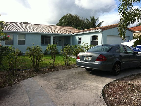 2nd image of 7930 Hawthorne Ave