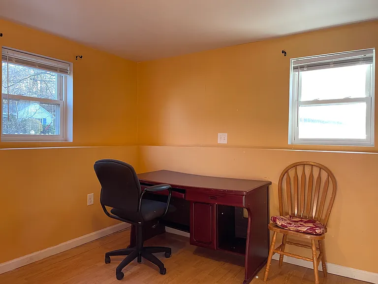 2 Thomas St #B — Photo 7