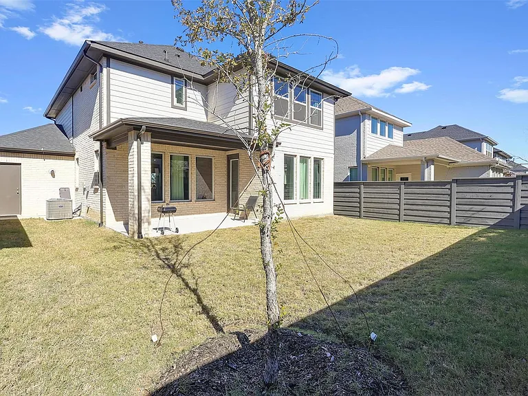 1220 Lady Mantle Way — Photo 31