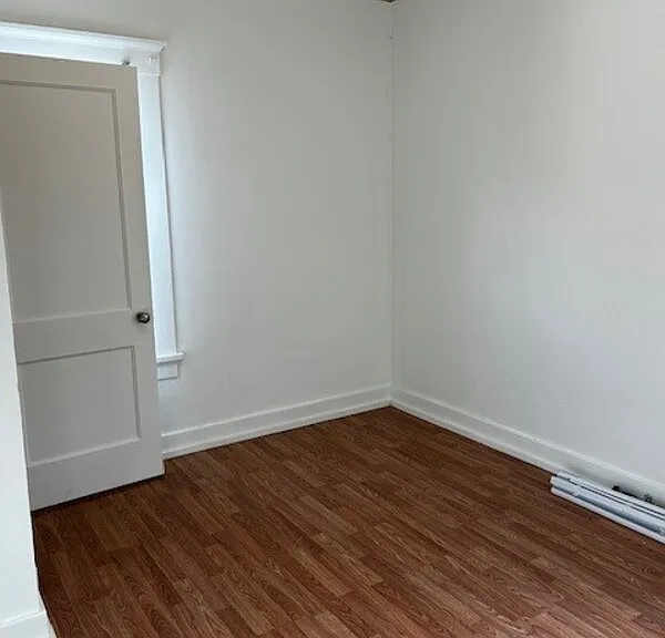 1002 N 13th Street 1302 Wisconsin Ave — Photo 6