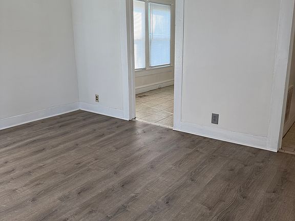 2nd image of 164 Graves St