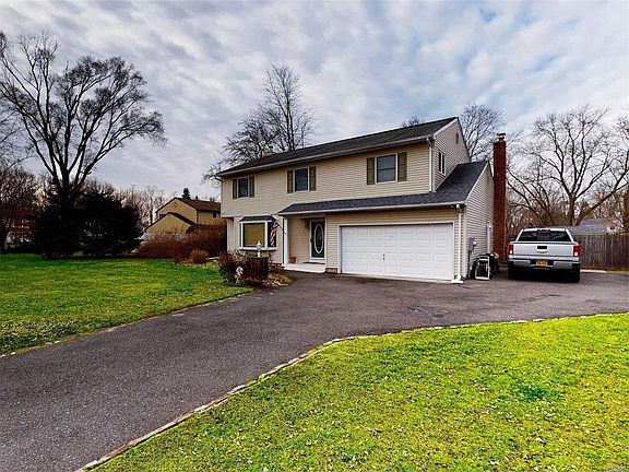 2nd image of 11 Willow Pl