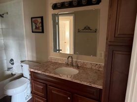 1207 Doreen Ct