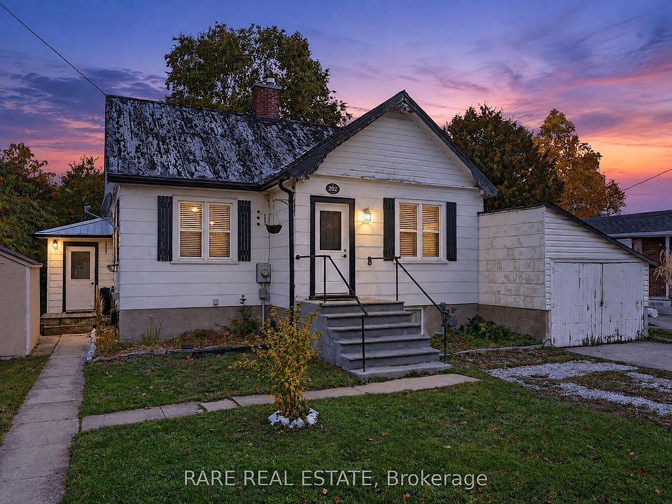 1st image of 202 Scott St