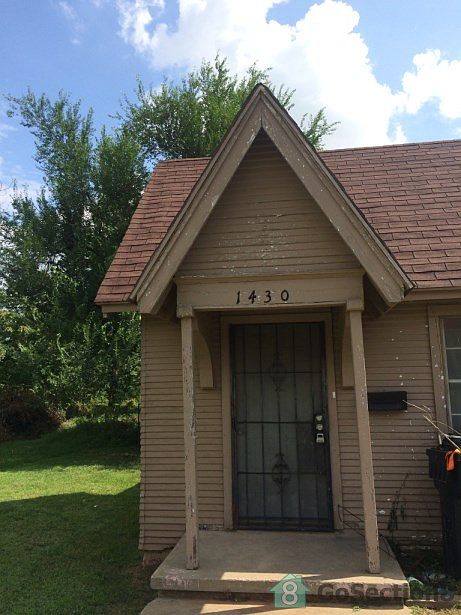 1st image of 1428 NE 9th St