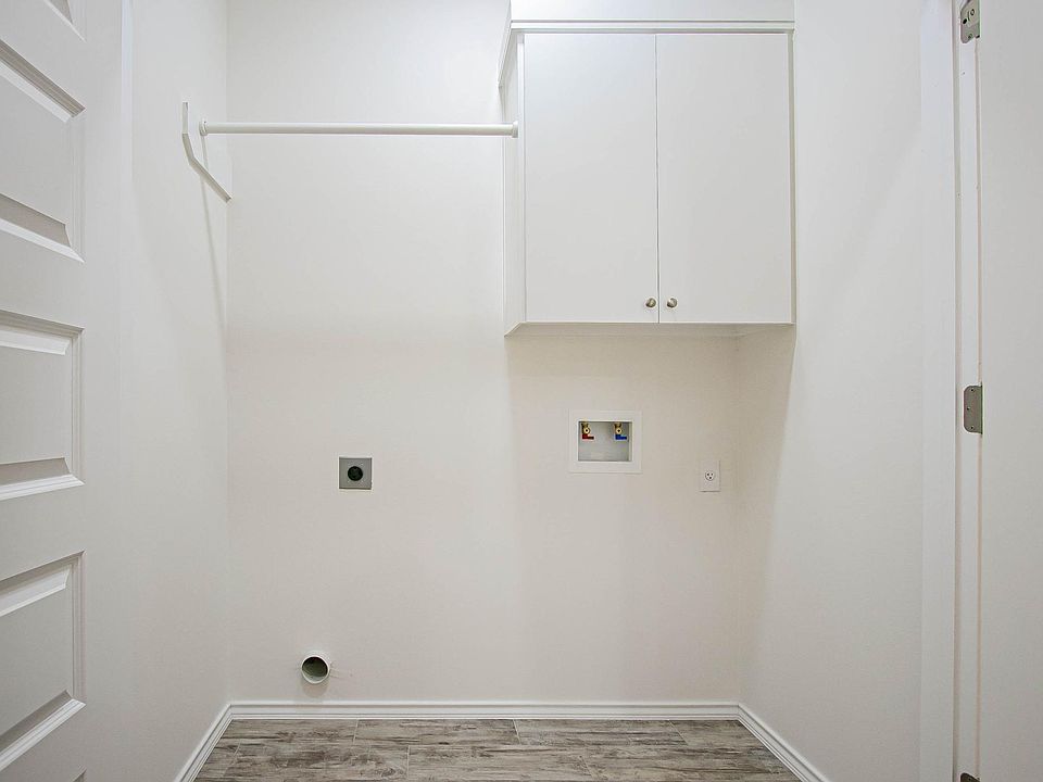 1st image of 1809 Atrium Place Dr #11