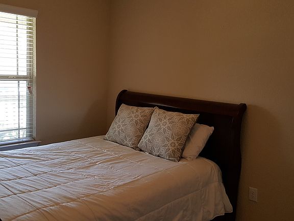 5th image of 3406 Candlepass Dr