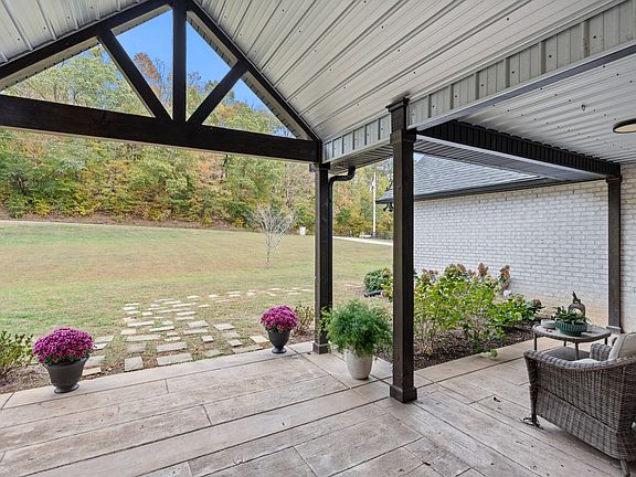 4th image of 2860 Garners Creek Rd