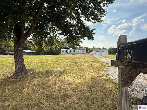 2nd image of 3021 Burns Rd
